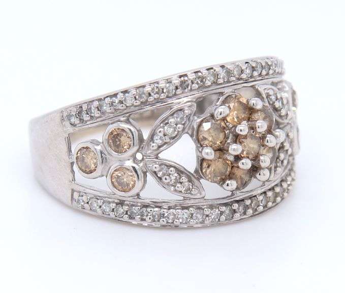 Sparkling 14kt WG Chocolate Diamond Cluster Center Floral Band