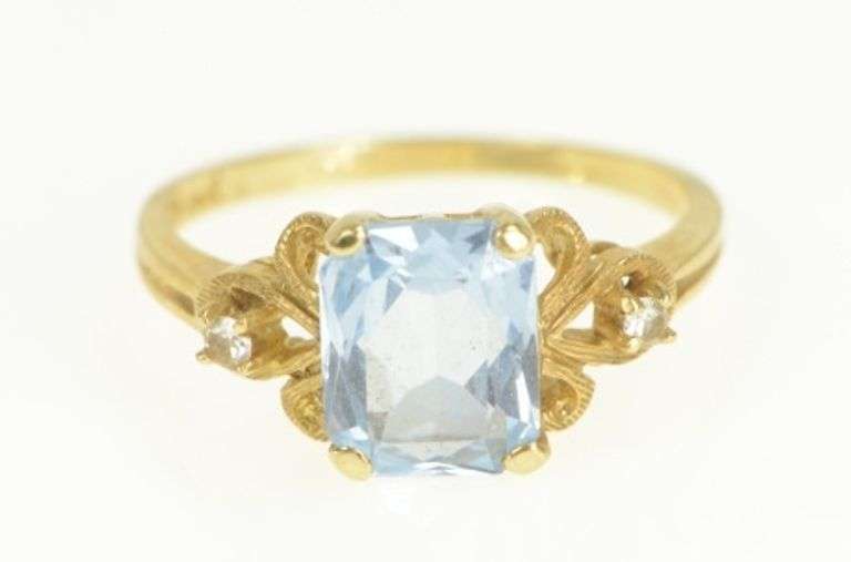 14K Yellow Gold Blue Topaz Diamond Vintage Statement Ring