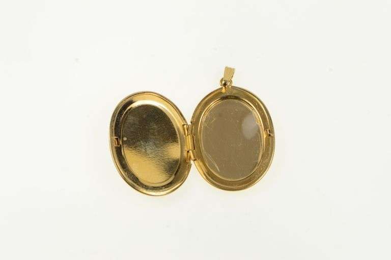 14K Yellow Gold Agate Mother & Child Photo Picture Locket Pendant