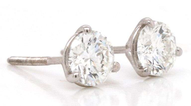 1.04ctw Round Diamond Solitaire Stud Earrings in 14K
