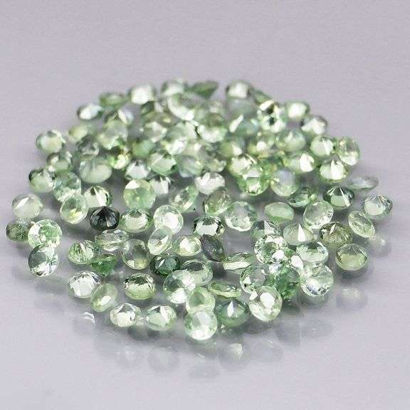 Marvelous 1.29ct hunter green Alexandrite set