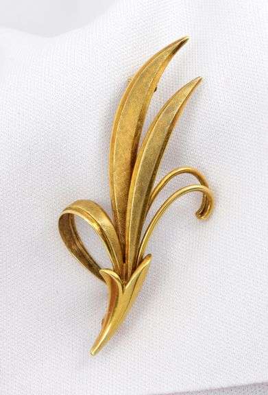 Vintage Tiffany Spray Brooch