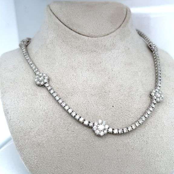 9CARAT! DIAMOND NECKLACE WITH 7 FLOWERS