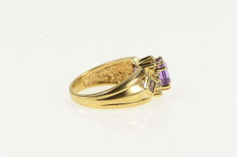 10K Yellow Gold Emerald Cut Amethyst Diamond Halo Vintage Ring