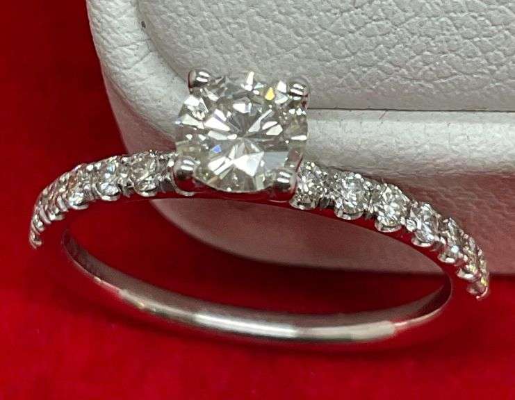 CERTIFIED BRAND NEW 14K WHITE GOLD AND DIAMOND ENGAGEMENT RING