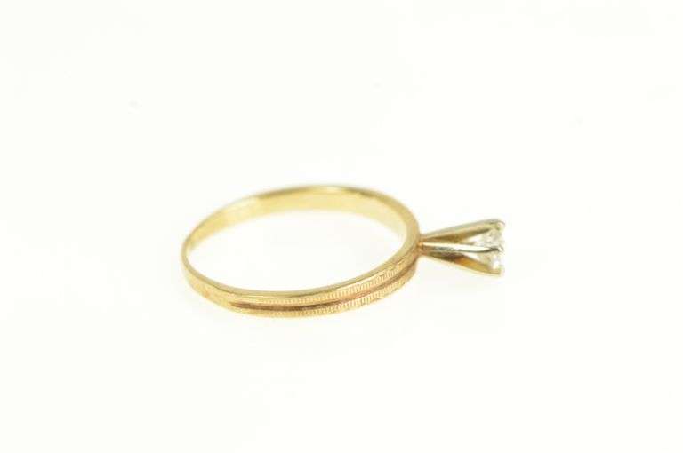 14K Yellow Gold Vintage Diamond Solitaire Classic Promise Ring