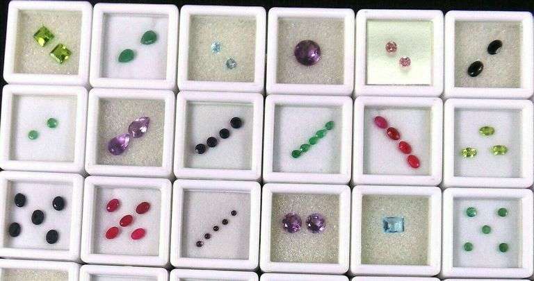 Assortment of Loose Gemstones (Ruby/Emerald/Topaz/Sapphire/Tourmaline/Amethyst)