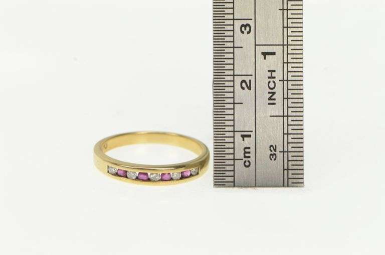 10K Yellow Gold Diamond Ruby Classic Vintage Wedding Band Ring