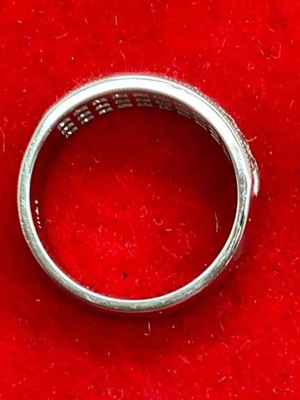 CERTIFIED 14KT SOLID WHITE GOLD AND DIAMOND BAND RING