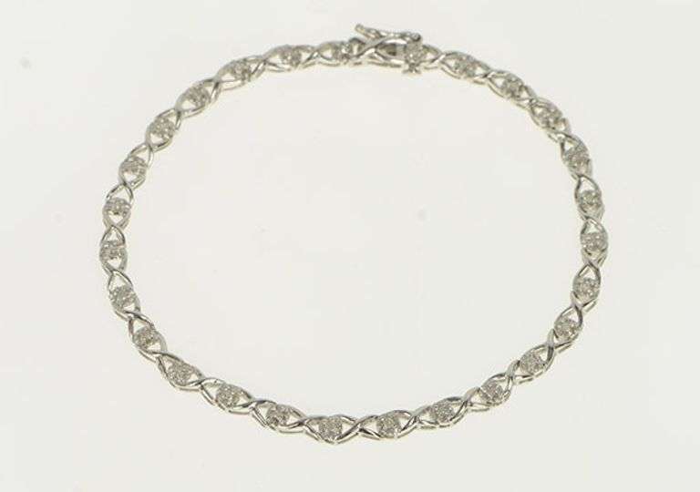 10K White Gold Diamond Criss Cross Link Vintage Tennis Bracelet