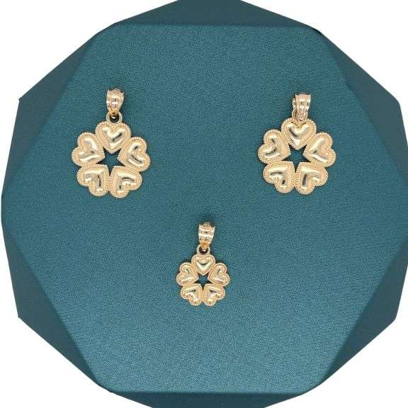 14K YELLOW GOLD CLOVER FLOWER- HEART CHARM NECKLACE