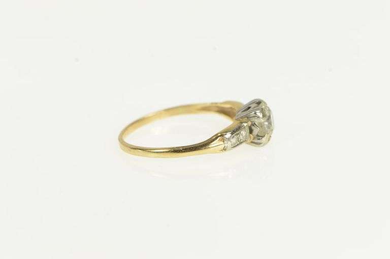 14K Yellow Gold 1940's 0.75 Ctw Old Mine Diamond Engagement Ring