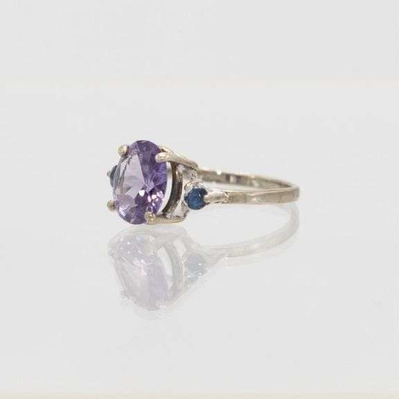 Breathtaking 4.5 Ct Russian Lab Alexandrite Ring