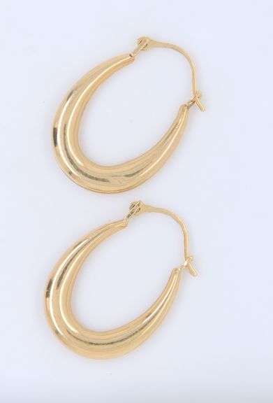 Simple Yellow Gold Earrings