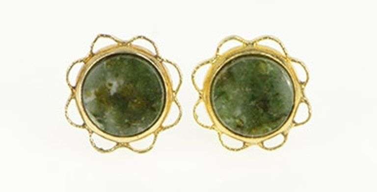 14K Yellow Gold Round Nephrite Vintage Scalloped Stud Earrings
