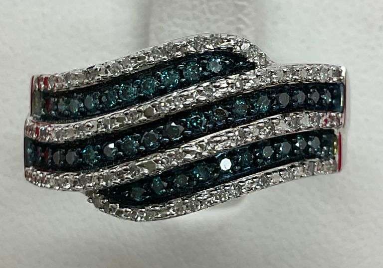 CERTIFIED BRAND NEW 14K WHITE GOLD AND DIAMOND RING