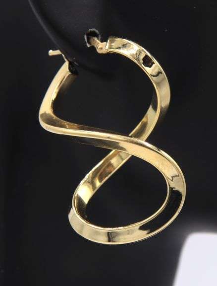 Attractive Yellow Gold Infinity Twisted Hoop Earrings