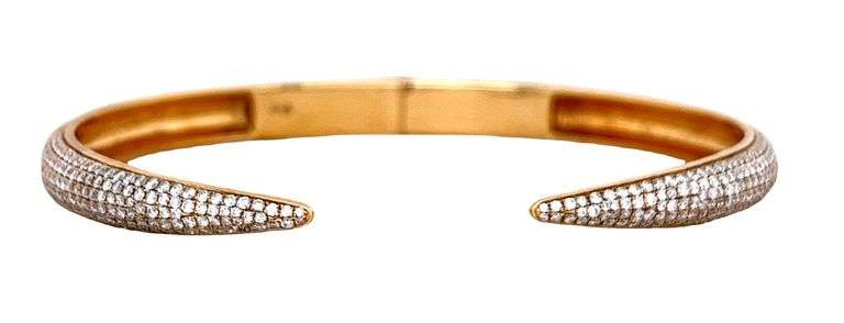 18K YELLOW GOLD OPEN BANGLE WITH DIAMONDS