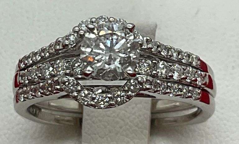 CERTIFIED BRAND NEW 14K WHITE GOLD AND DIAMOND WEDDING SET