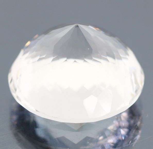 Superb 32.87ct top gem grade diamond white Quartz
