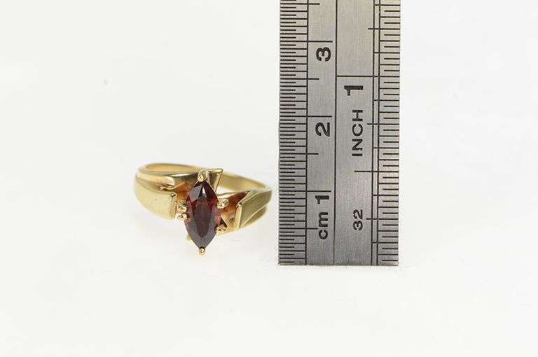 10K Yellow Gold Marquise Garnet Solitaire Vintage Bypass Ring