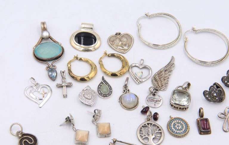 Group Lot of Vintage 925 Sterling Silver Jewelry