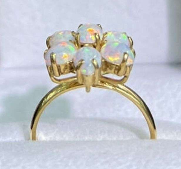 GORGEOUS 14KT SOLID YELLOW GOLD & OPAL COCKTAIL RING