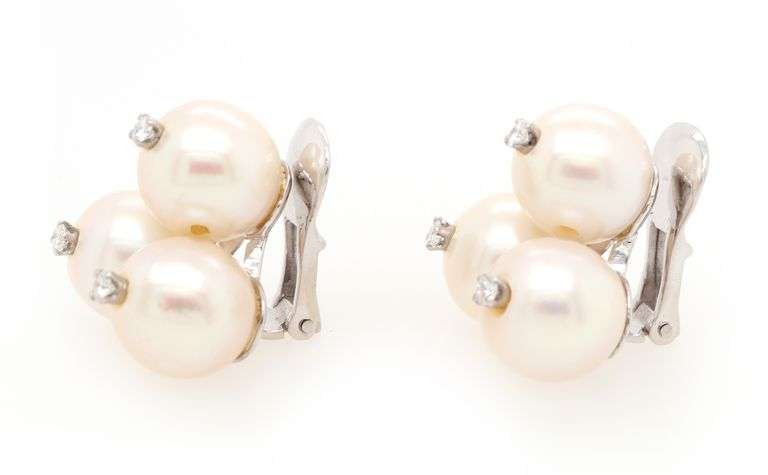 Vintage David Webb Cultured Pearl and 0.18ctw Diamond Earrings in 18K