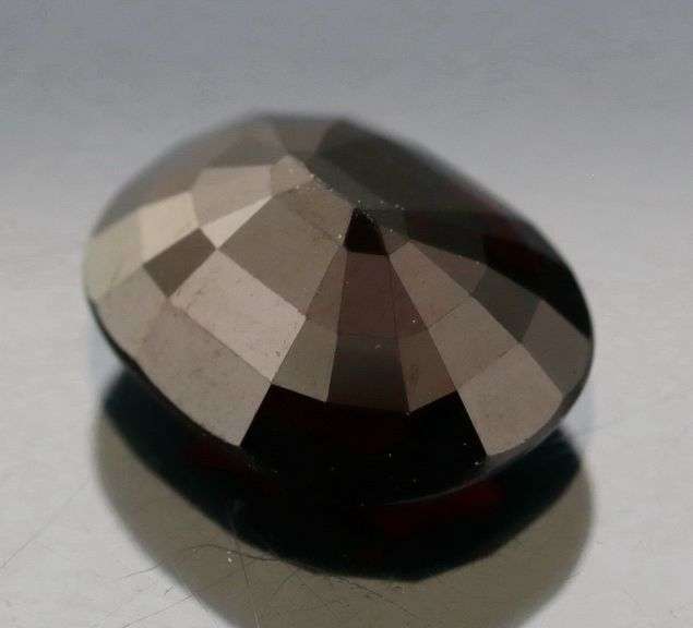 Glittering! 4.66ct red Spessartite garnet