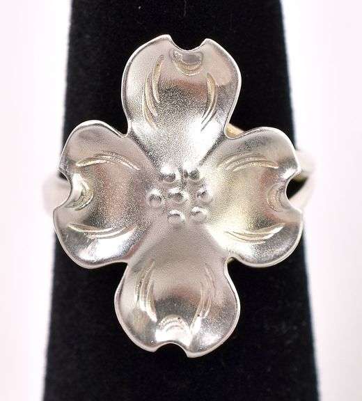 Vintage Dogwood Flower Ring In Sterling Silver