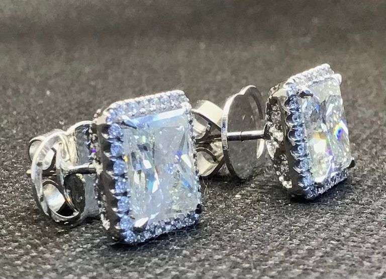 GORGEOUS 18K WHITE GOLD 4.0 CARAT PRINCESS CUT DIAMOND STUD EARRINGS