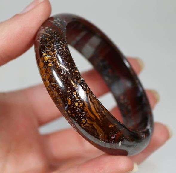 Simply stunning 307ct crystal core Boulder Opal bangle