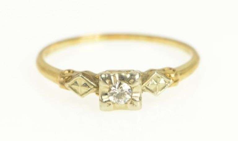 14K Yellow Gold 1940's Classic Diamond Solitaire Engagement Ring