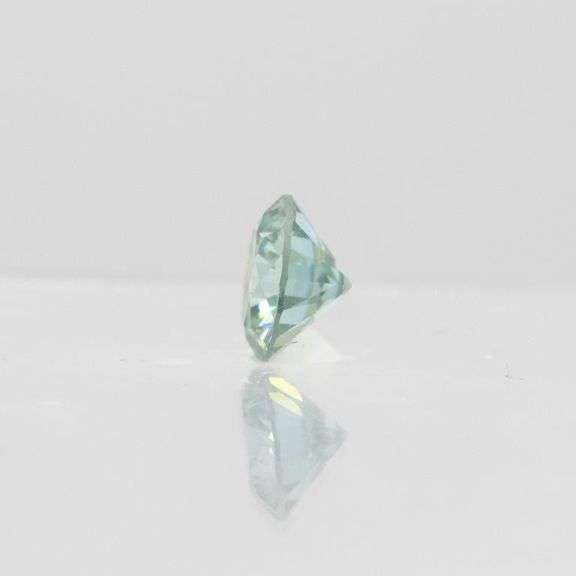 Dazzling 3.6 Ct Ice Green VVS1 10mm Fire Moissanite