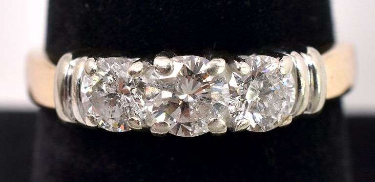 Beautiful Diamond Ring In 14K Yellow Gold