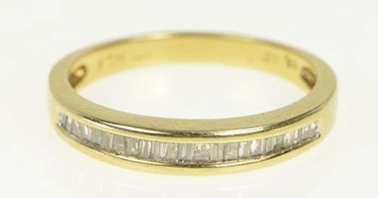 10K Yellow Gold Baguette Diamond Classic Wedding Band Ring