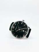 Classic Looking Everyday Men's Geneva Watch w/ Genuine Leather Band