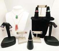5 EARRINGS, 3 RINGS, 2 NECKLACE