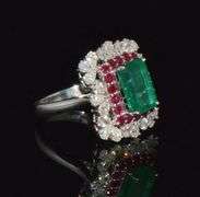 18KT SOLID WHITE GOLD, EMERALD, RUBY, AND DIAMOND RING!