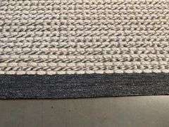 Hand Made Sisal Rug 5x8