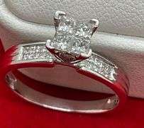 CERTIFIED  14K WHITE GOLD AND DIAMOND ENGAGEMENT RING