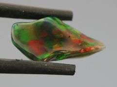 Gorgeous 2.25ct free form black Opal vein