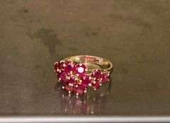 14KT SOLID YELLOW GOLD & RUBY COCKTAIL RING