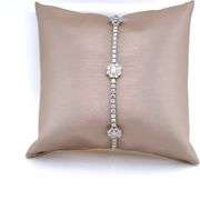 4 CARAT! DIAMOND TENNIS BRACELET WITH 3 DIAMOND FLOWERS