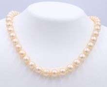 9.5m Pink Pearl Necklace
