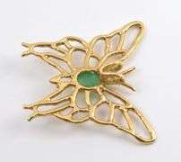 Nice Butterfly Pendant with Emerald