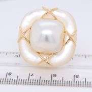 Wonderful Yellow Gold Mabe Pearl and Gold Earclip Earrings
