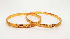 2 MATCHING 22KT SOLID YELLOW GOLD DIAMOND CUT BANGLE BRACELET- SET OF 2X!