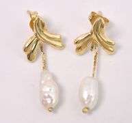 Pleasant Pearl Dangle Earrings In 14K Yellow Gold