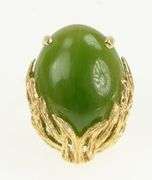 14K Yellow Gold Oval Nephrite Cabochon Ornate Leaf Vine Ring